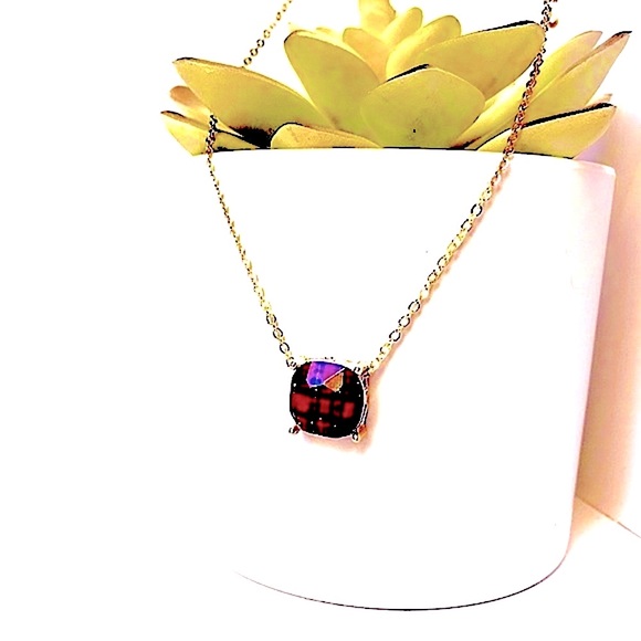 ✌🏼 #1264 Red Buffalo Plaid Epoxy Overlay Necklace - Picture 5 of 10